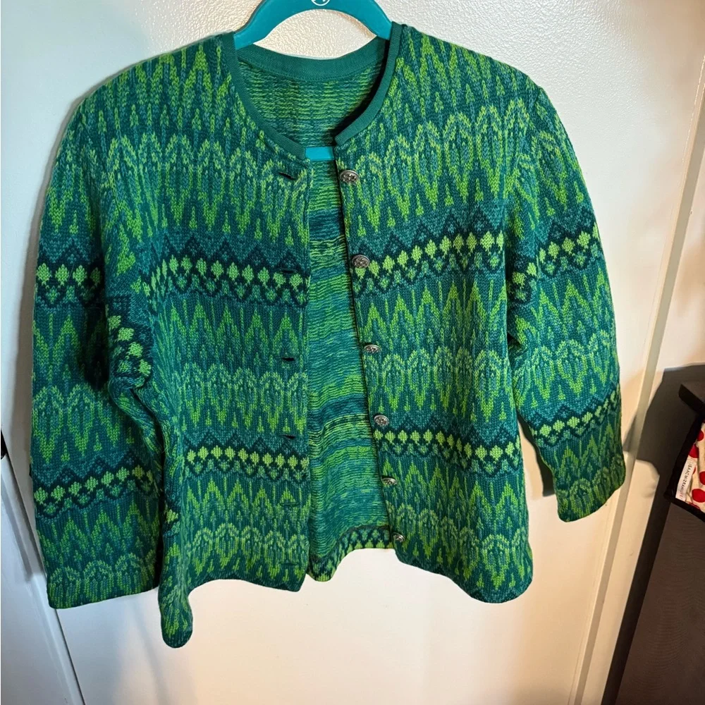 Icelandic Patterned Women's Cardigan - Picture 1 of 3